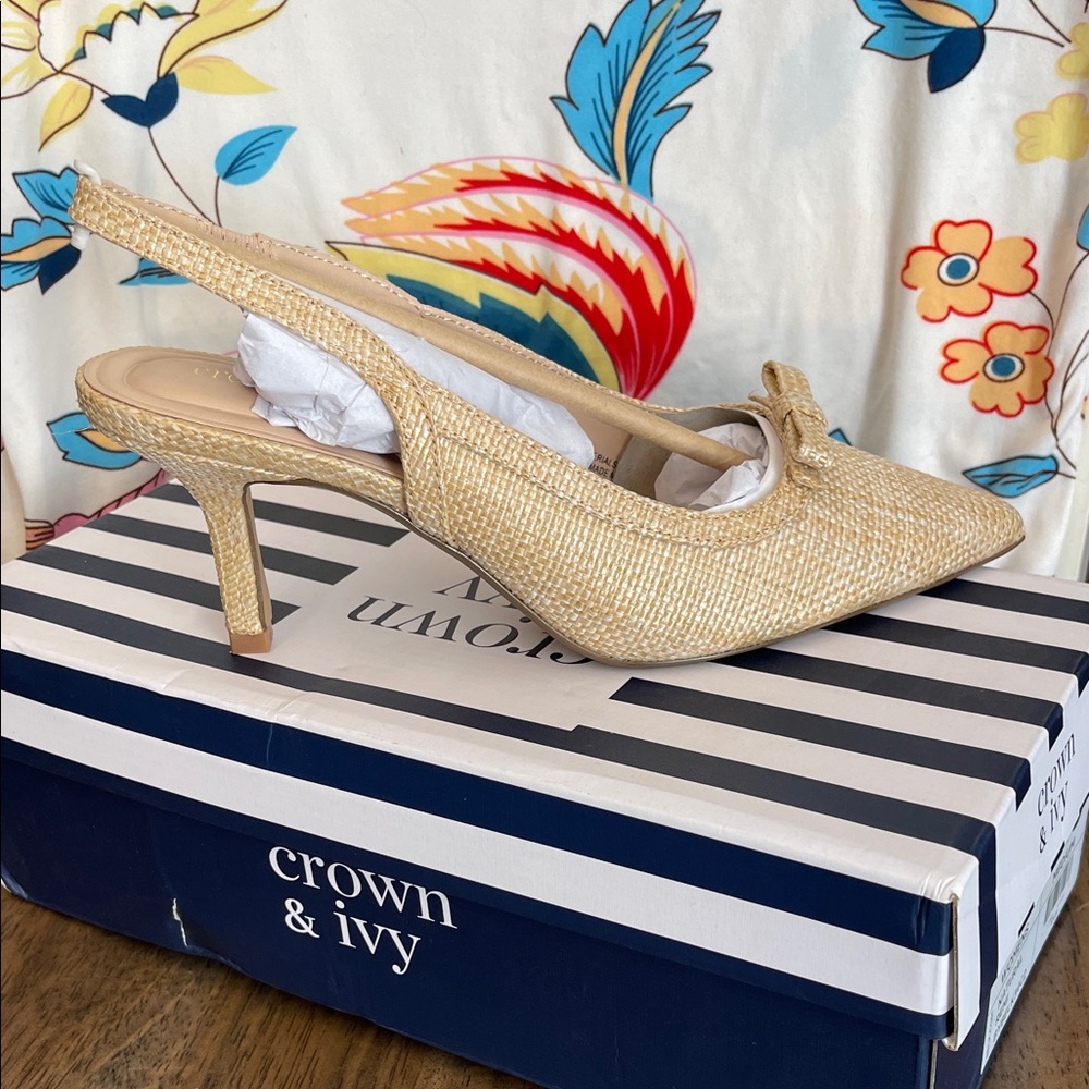 crown & ivy Gold Textured Slingback Pointed-Heel Pumps